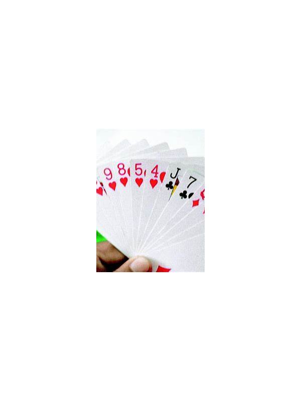 Rummy FAQ: Why Do Visible Cards Matter More Late in a Hand?